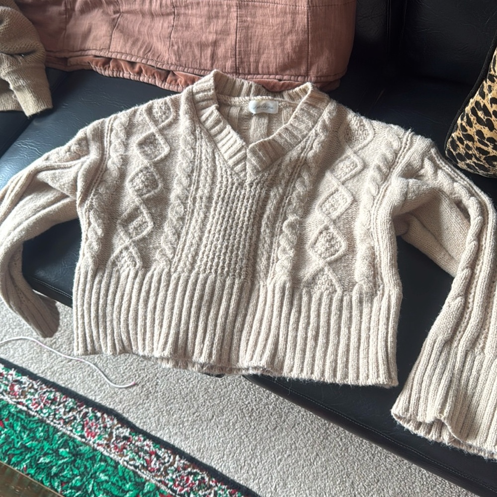 Cropped oatmeal knit sweater